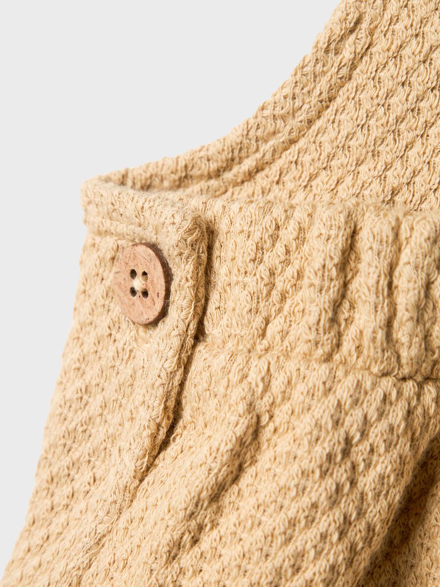 13240325_TaosTaupe_005